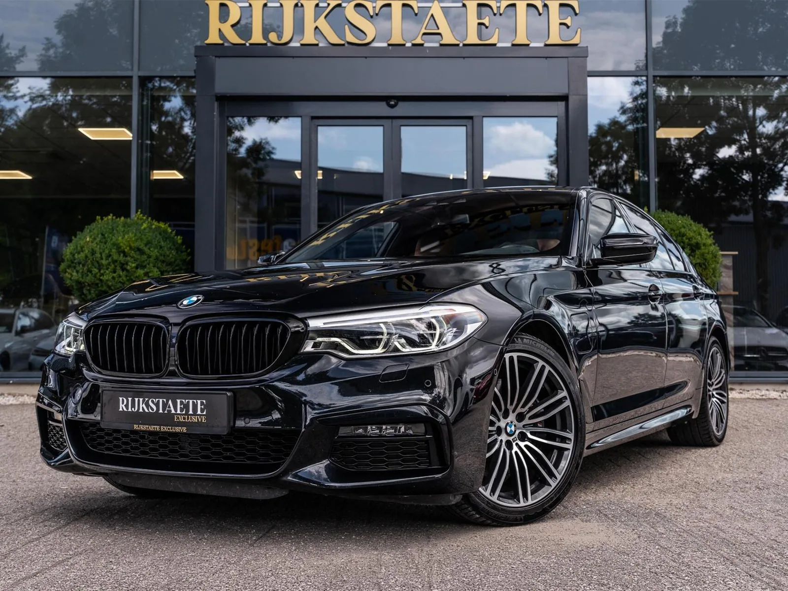 BMW 5-Serie (2019) — foto 1