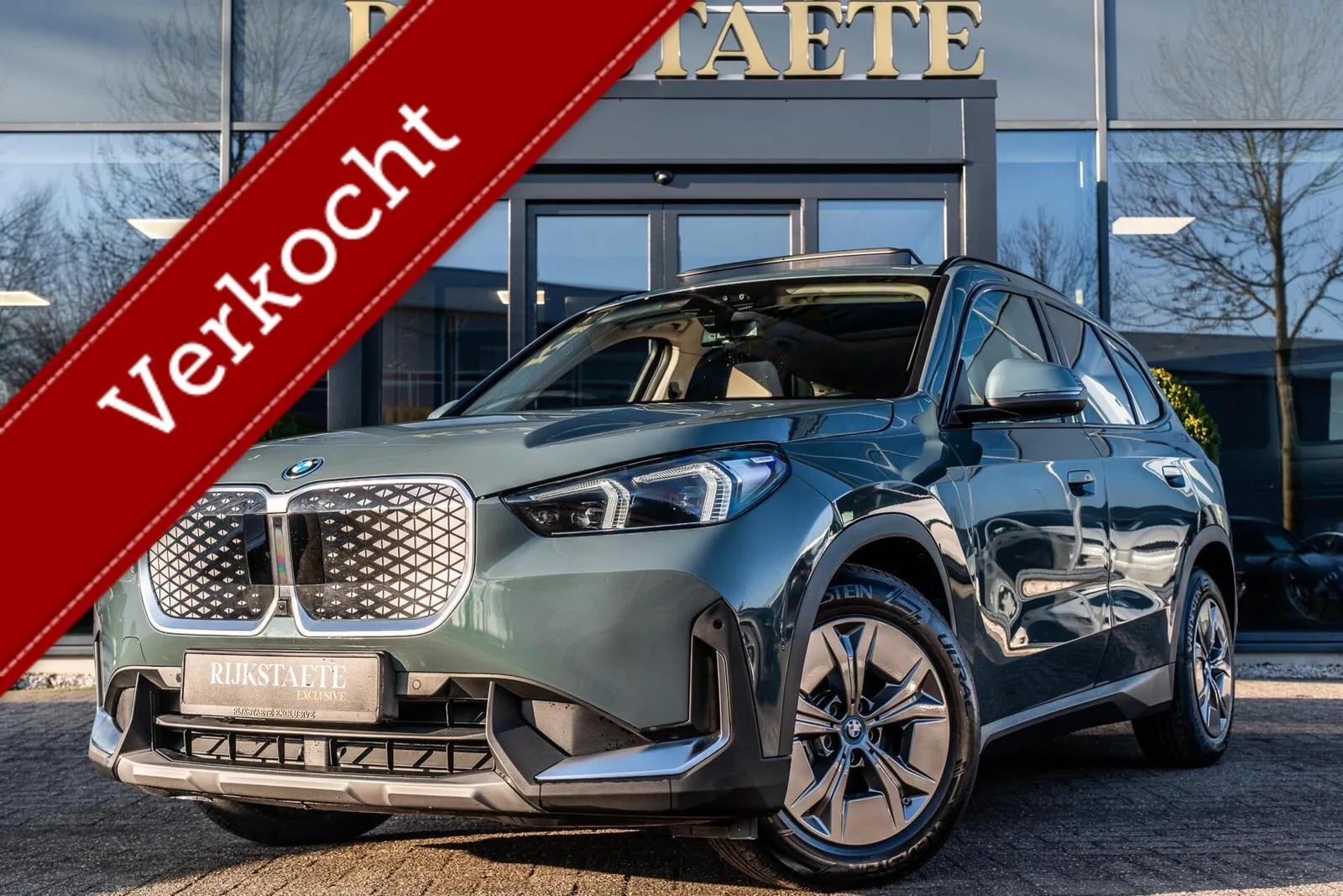BMW iX1 (2025) — foto 1
