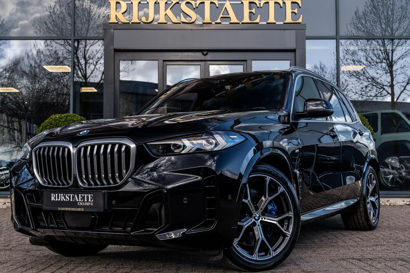 BMW X5 (2024) — foto 1