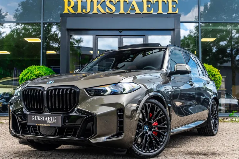 BMW X5 (2025)
