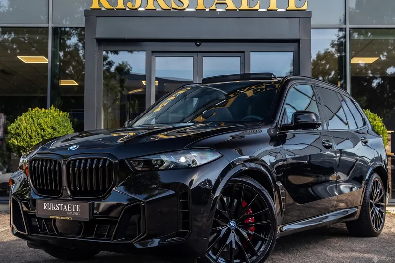 BMW X5 (2025)