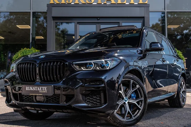 BMW X5 (2022)