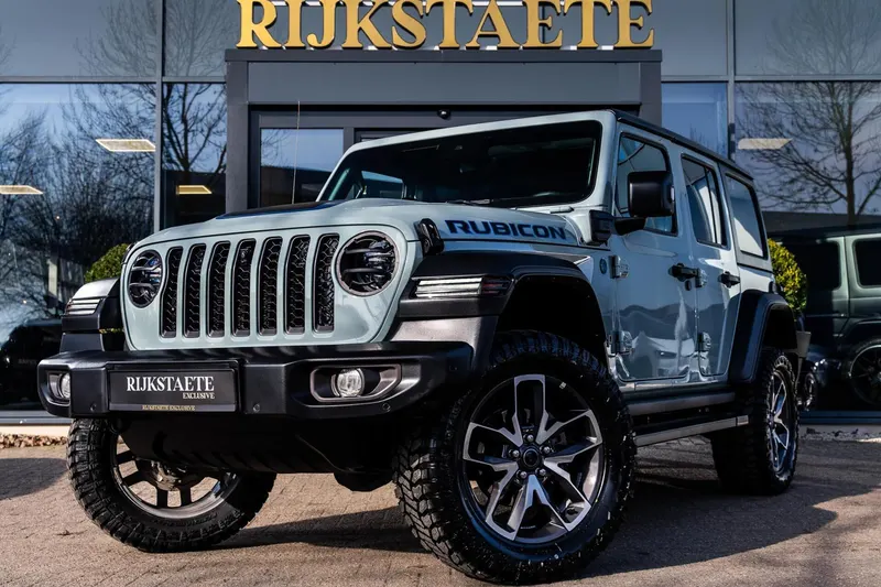 Jeep Wrangler (2023)