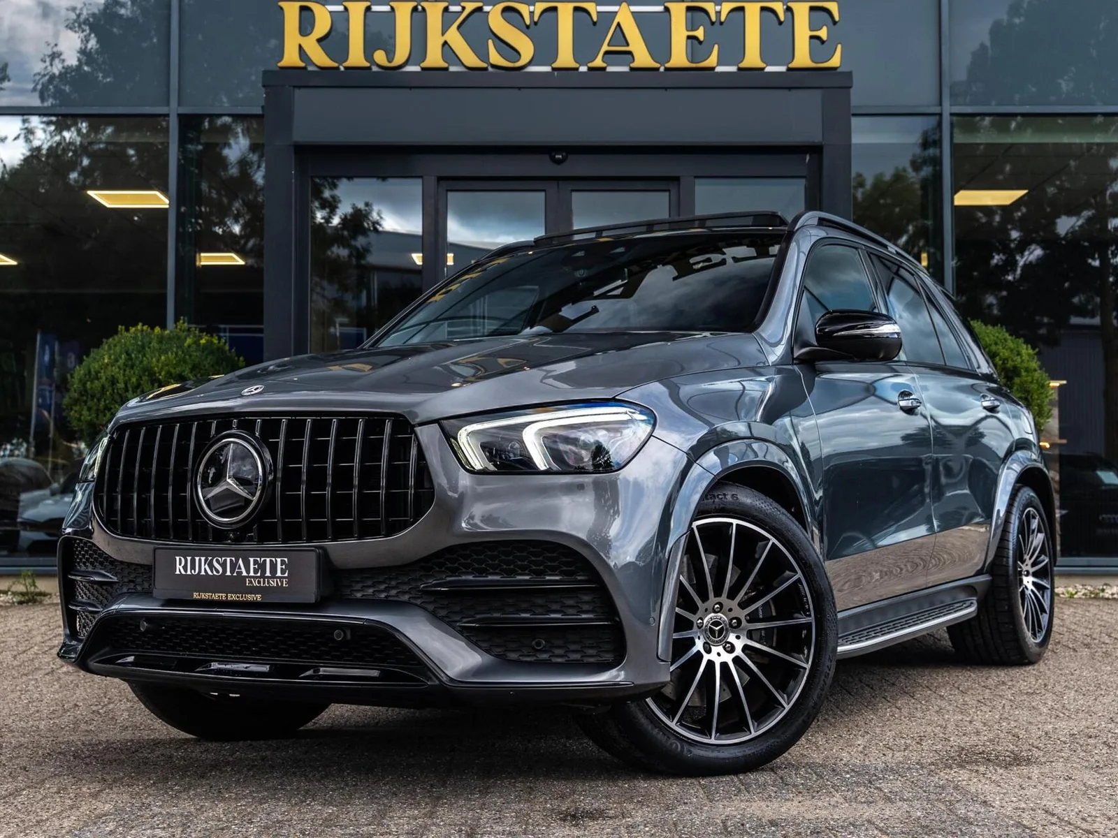 Mercedes-Benz GLE (2021) — foto 1