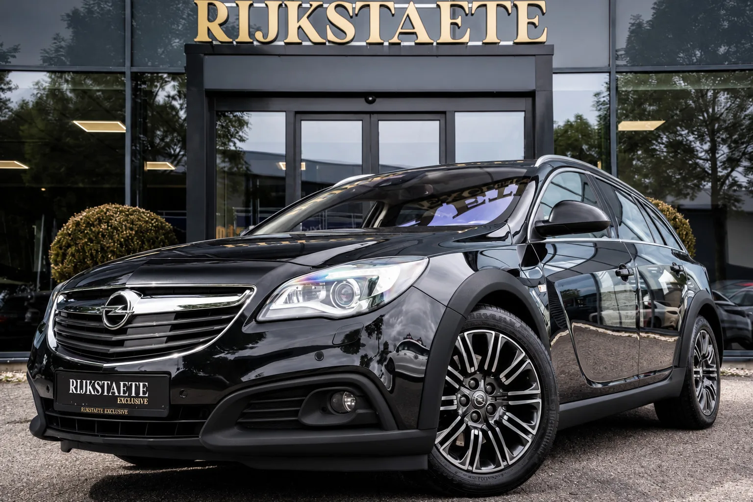 Opel Insignia (2014) — foto 1