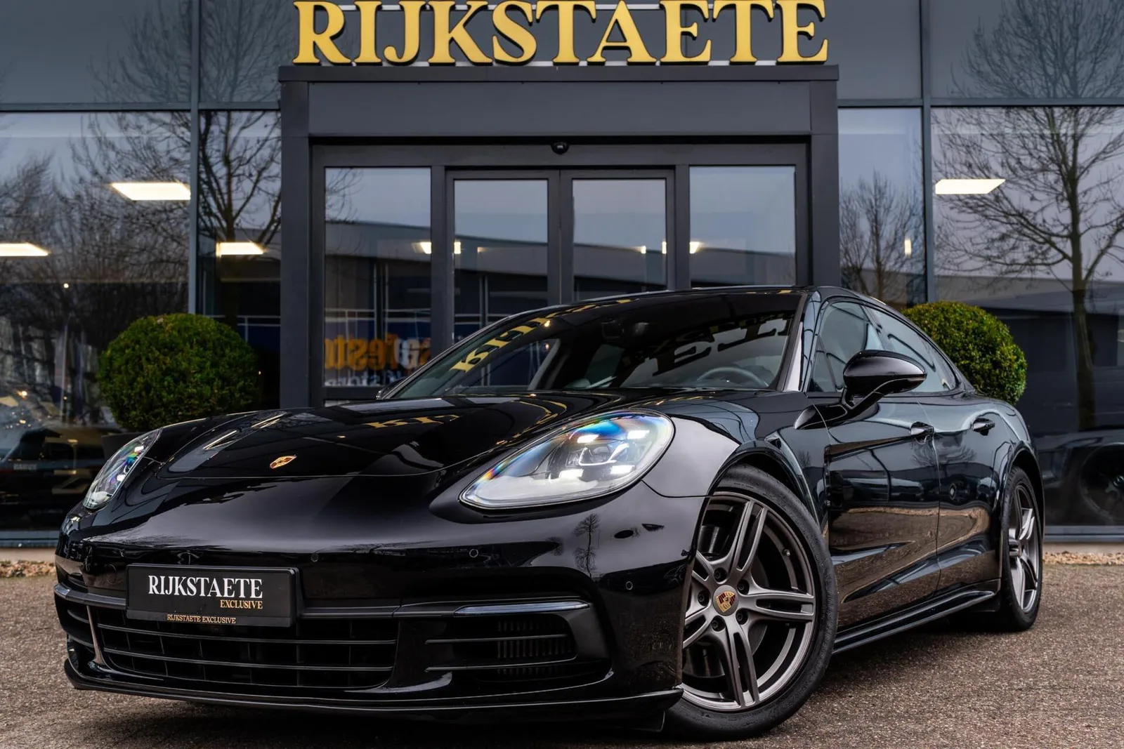 Porsche Panamera (2019) — foto 1