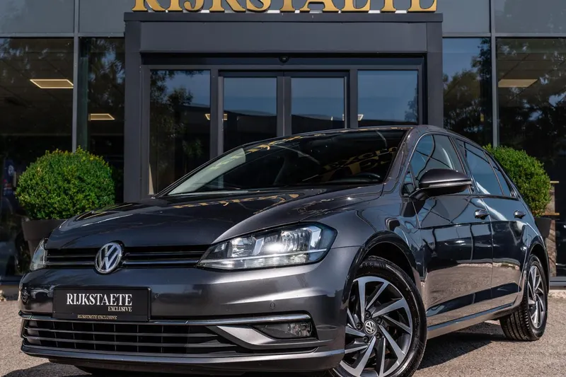 Volkswagen Golf (2018)