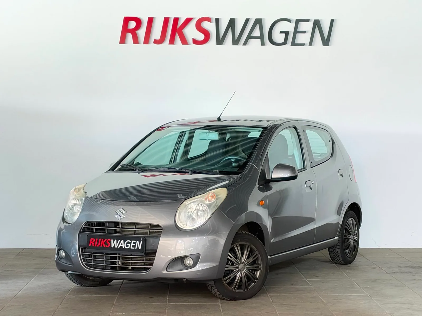 Suzuki Alto (2013) — foto 1