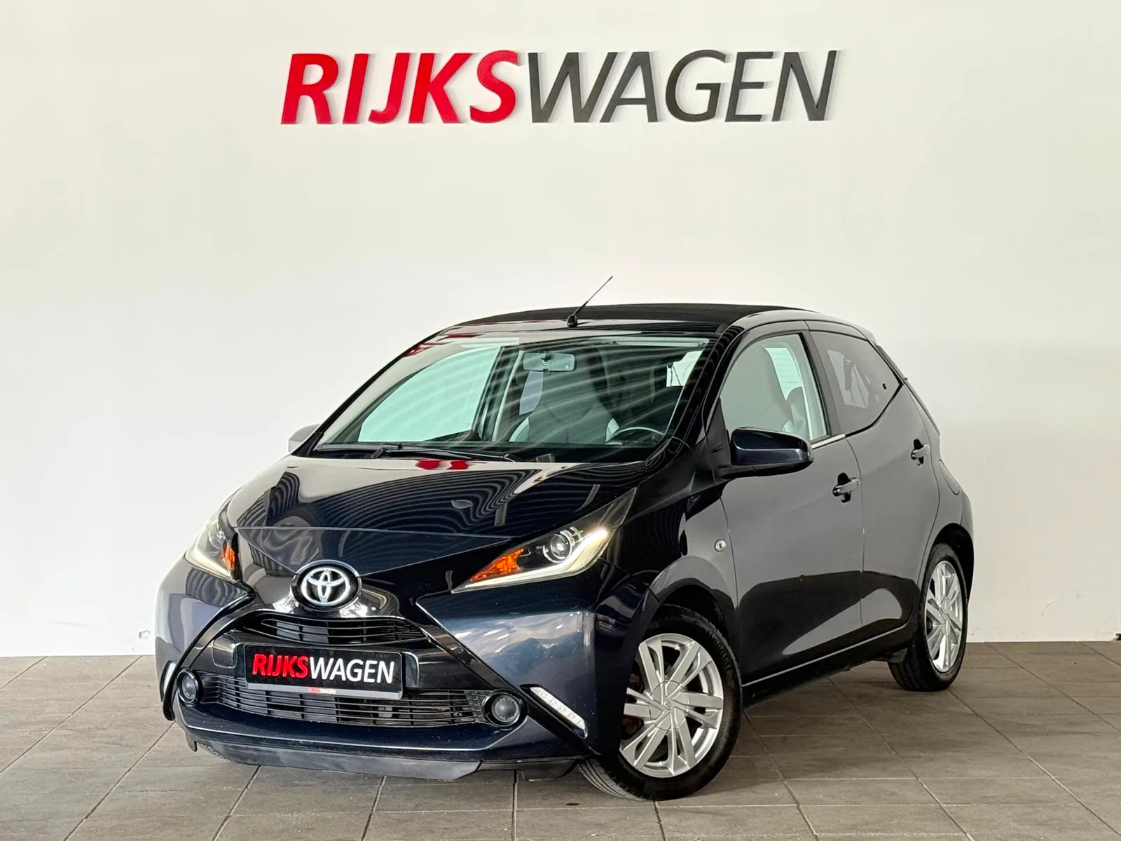 Toyota Aygo (2016) — foto 1