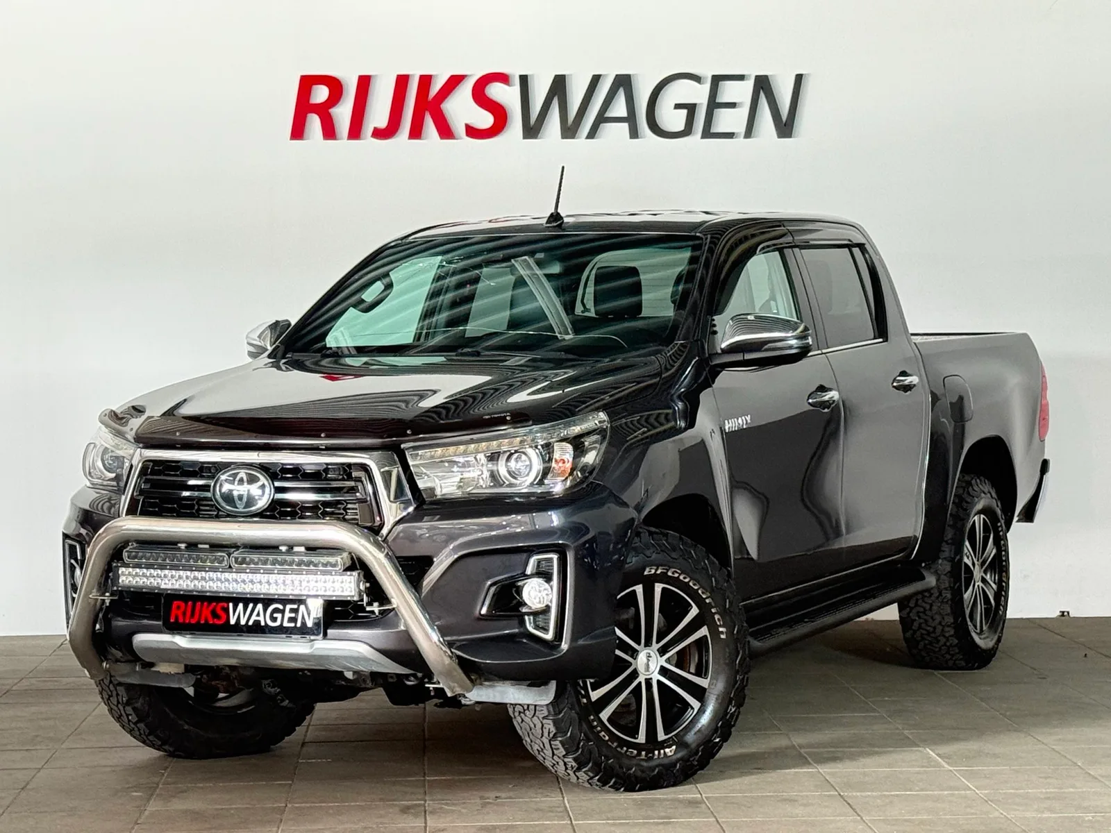 Toyota Hilux (2019) — foto 1