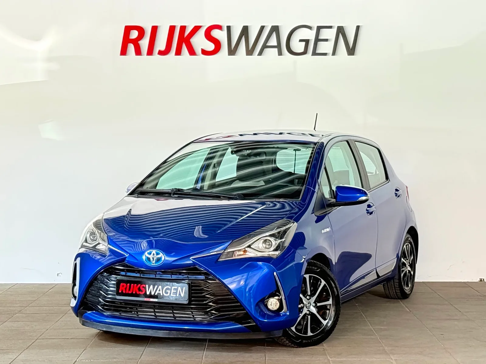 Toyota Yaris (2019) — foto 1