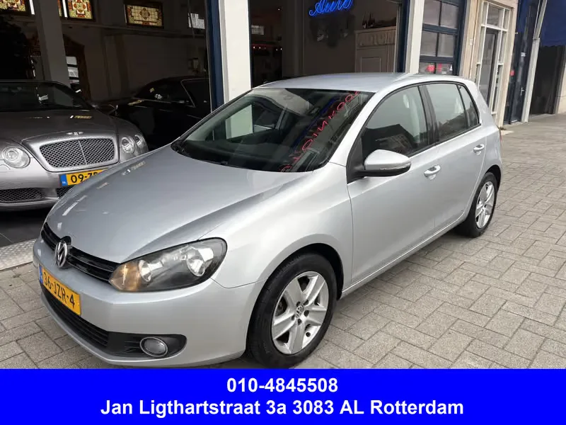 Volkswagen Golf (2009) — foto 1