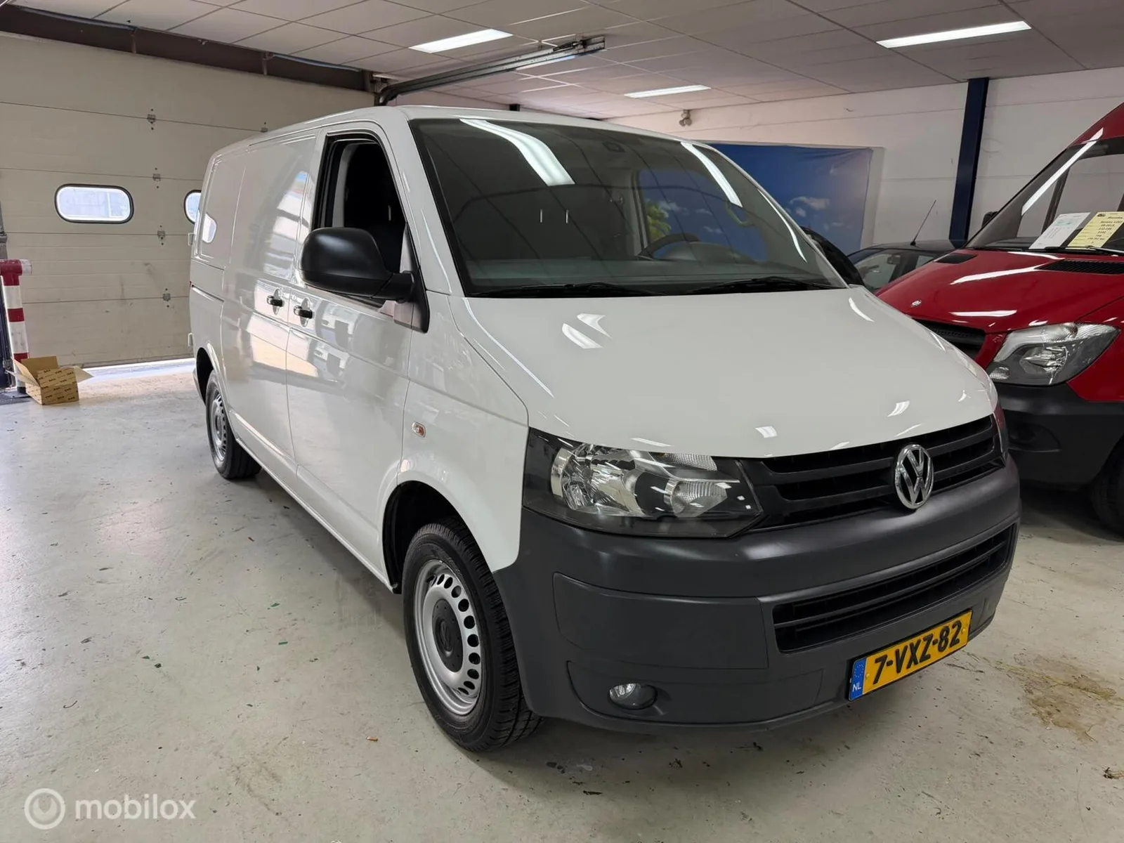 Volkswagen Transporter (2012) — foto 1