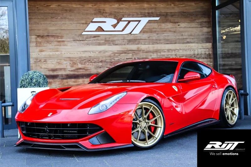 Ferrari F12berlinetta (2017)