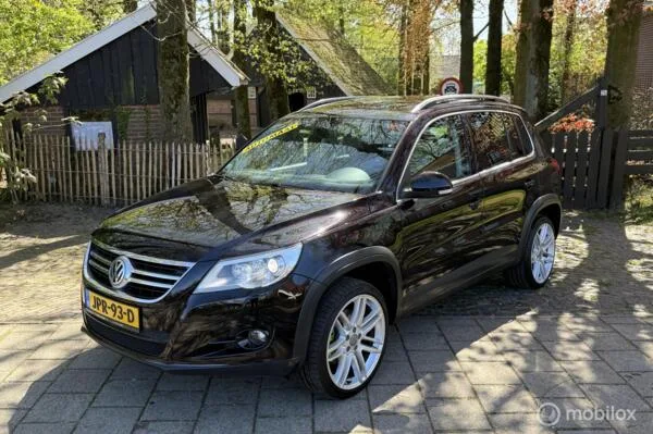 Volkswagen Tiguan (2009) — foto 1
