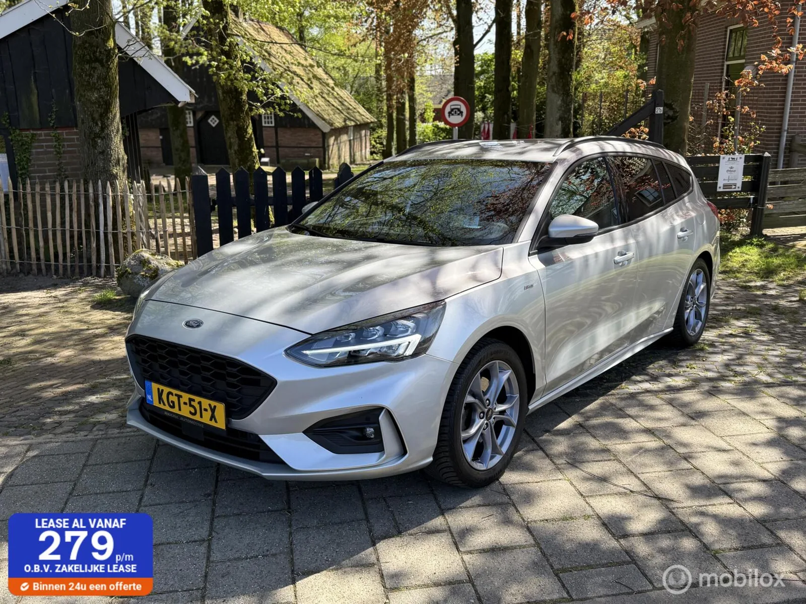 Ford Focus (2022) — foto 1