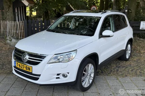 Volkswagen Tiguan (2009) — foto 1