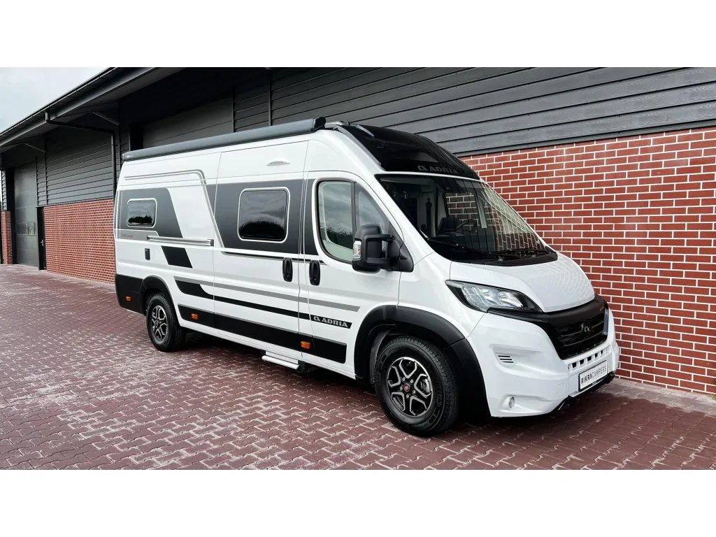 Adria Twin (2024) — foto 1
