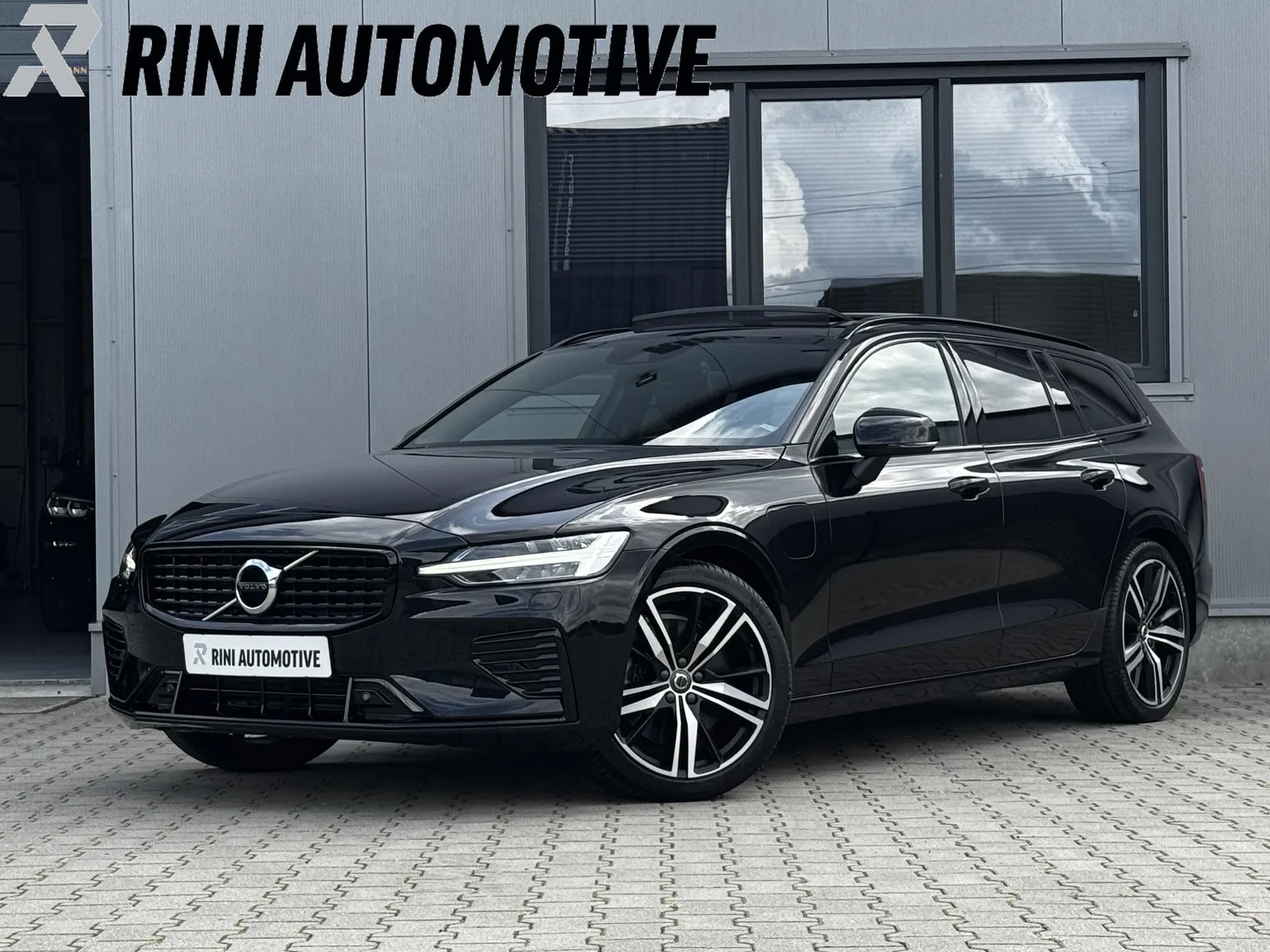 Volvo V60 (2022) — foto 1