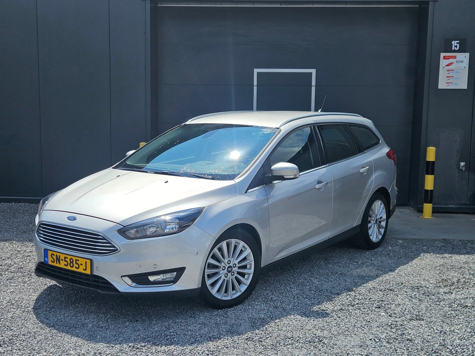 Ford Focus (2018) — foto 1