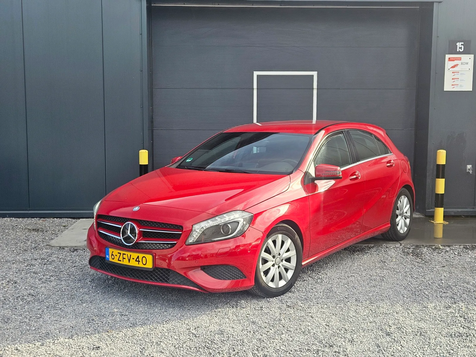 Mercedes-Benz A-Klasse (2015) — foto 1