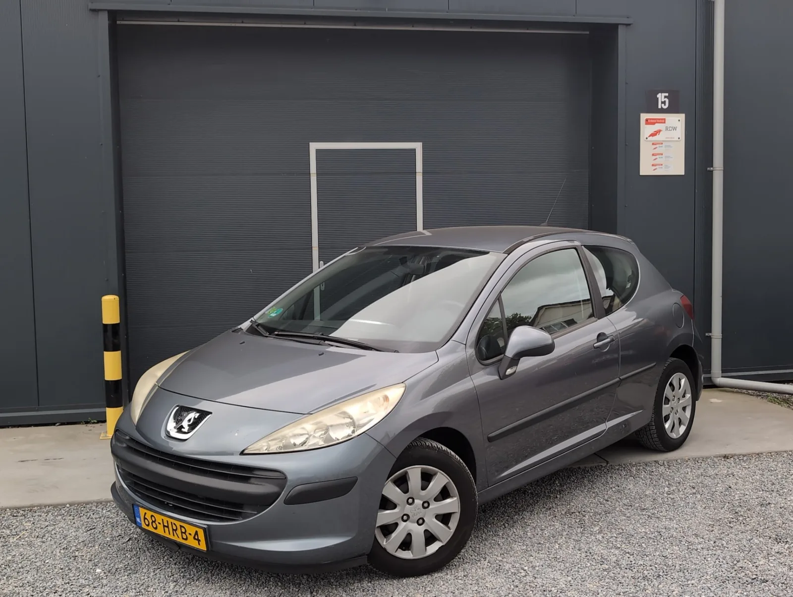 Peugeot 207 (2009) — foto 1