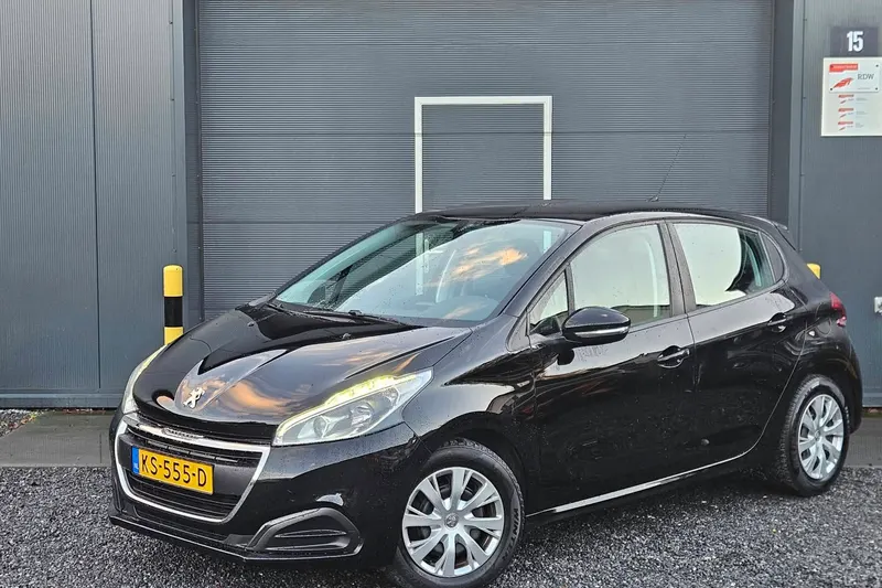 Peugeot 208 (2016)