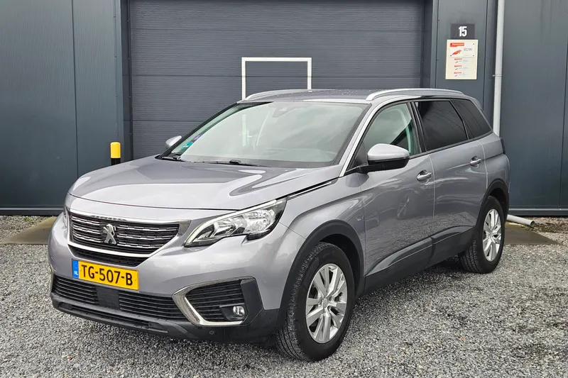 Peugeot 5008 (2018)