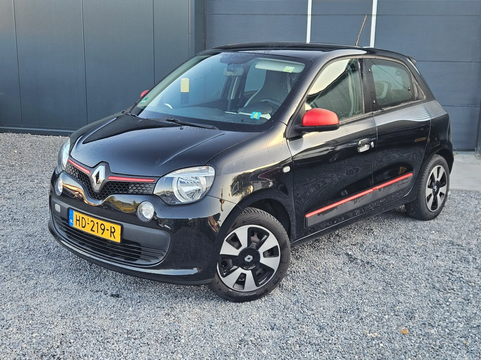 Renault Twingo (2015) — foto 1