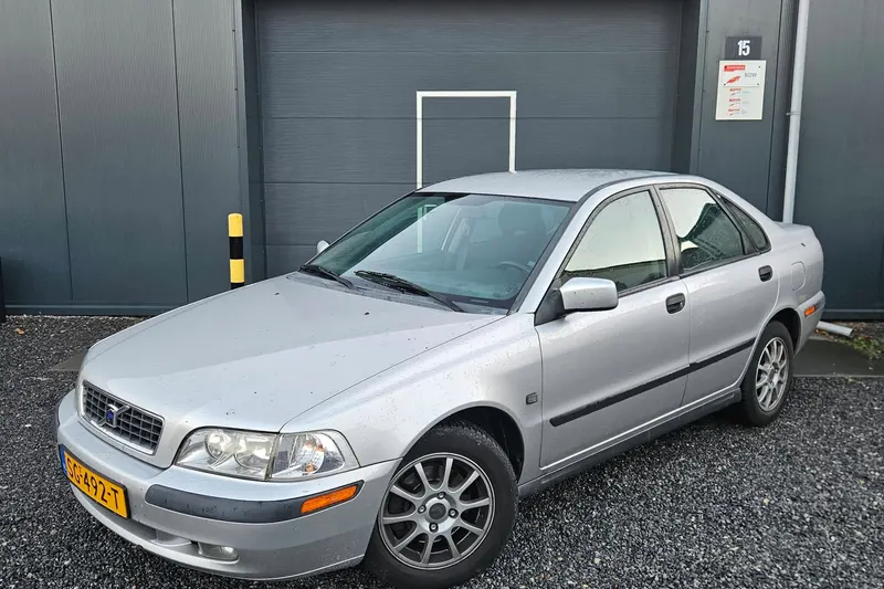 Volvo S40 (2000)