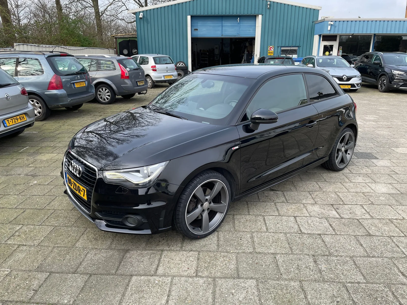Audi A1 (2011) — foto 1