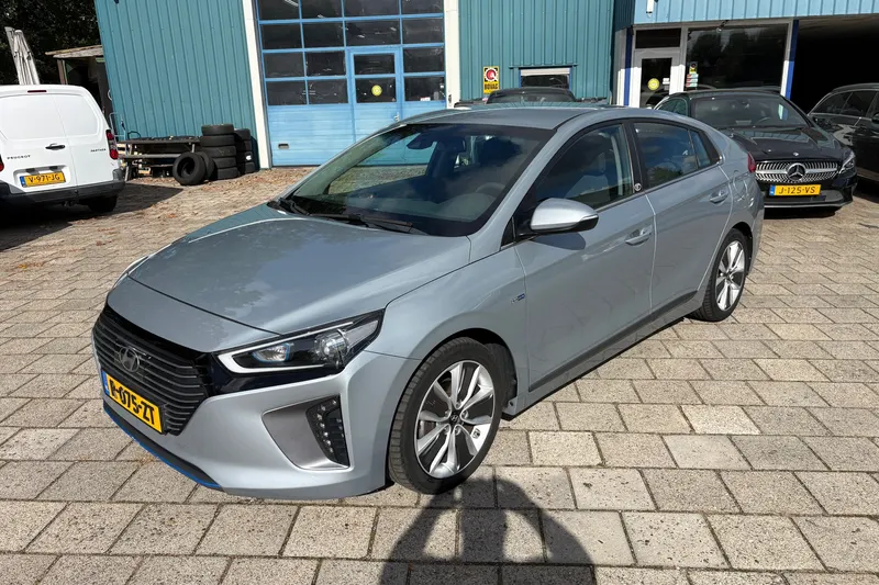 Hyundai Ioniq (2017)