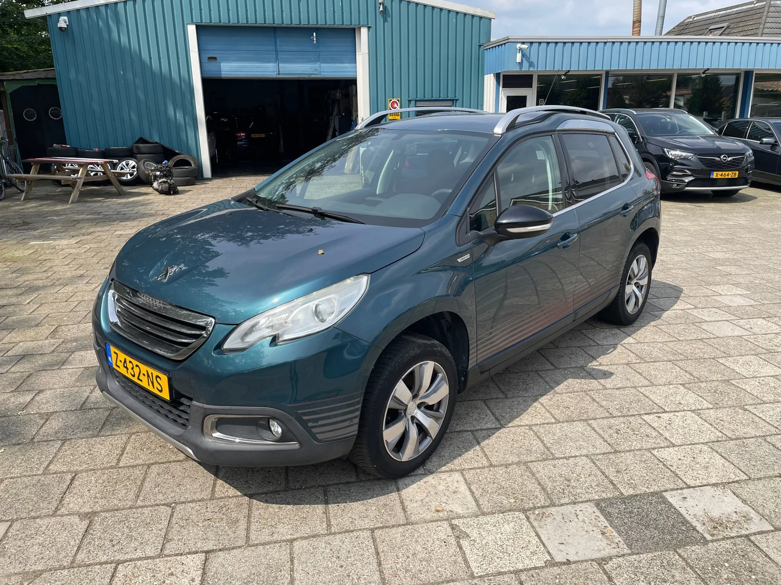 Peugeot 2008 (2015) — foto 1