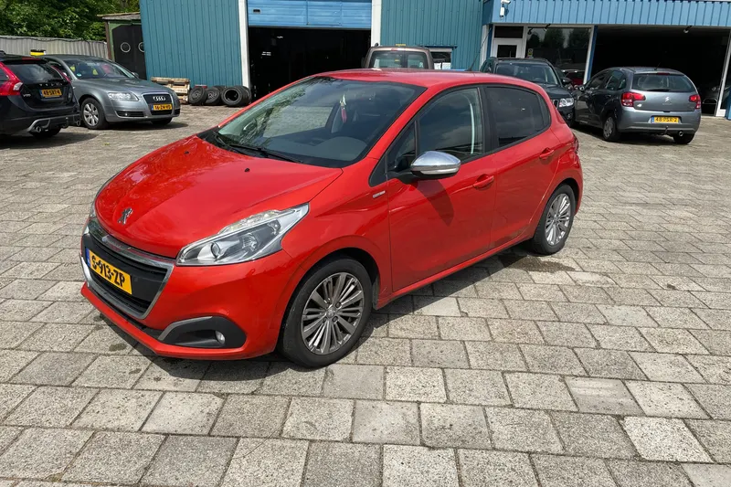 Peugeot 208 (2018)