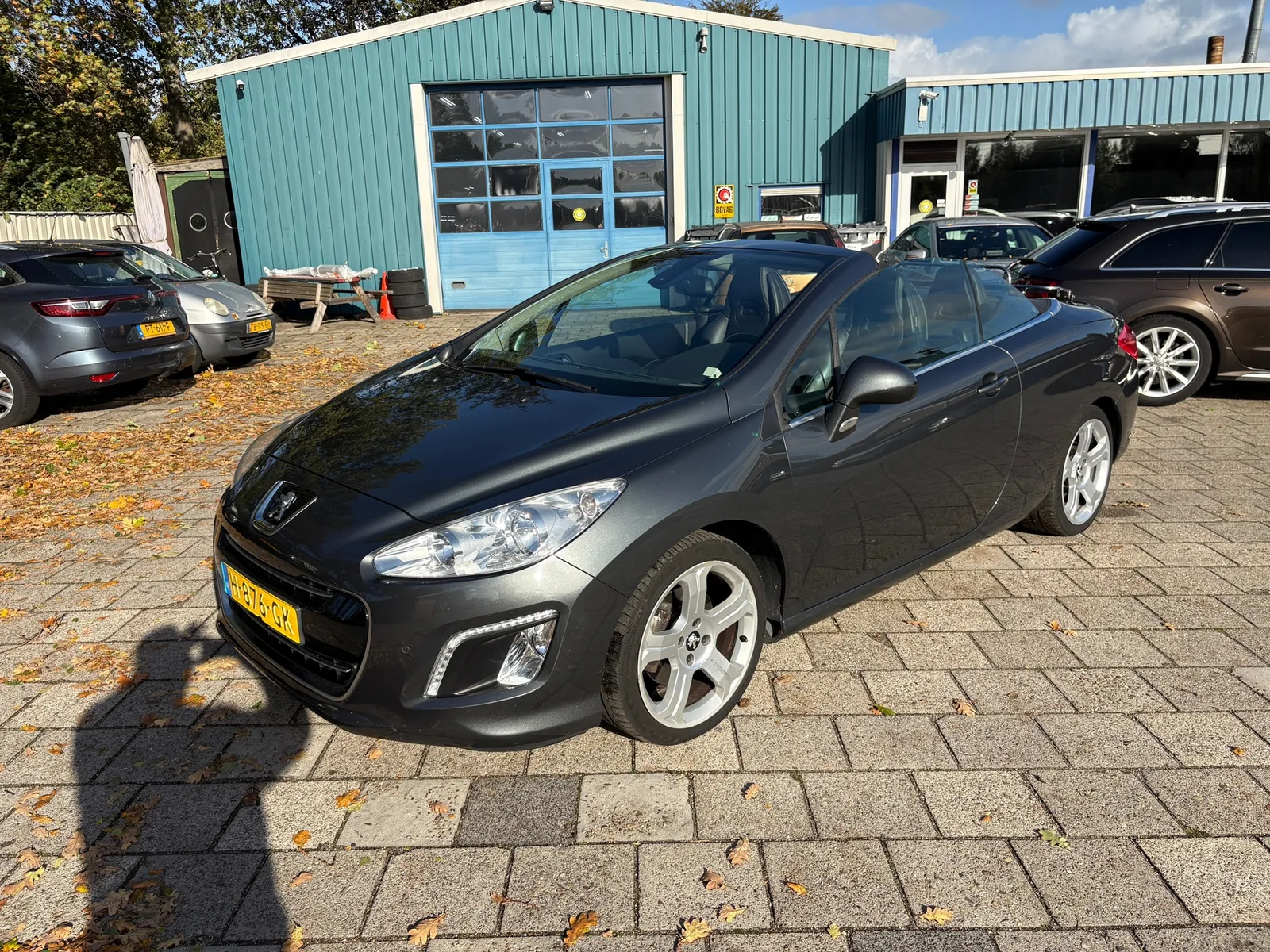 Peugeot 308 (2013) — foto 1