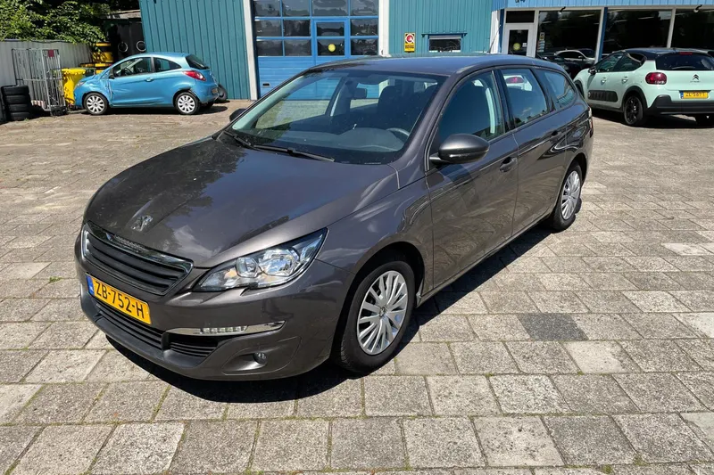 Peugeot 308 (2015)