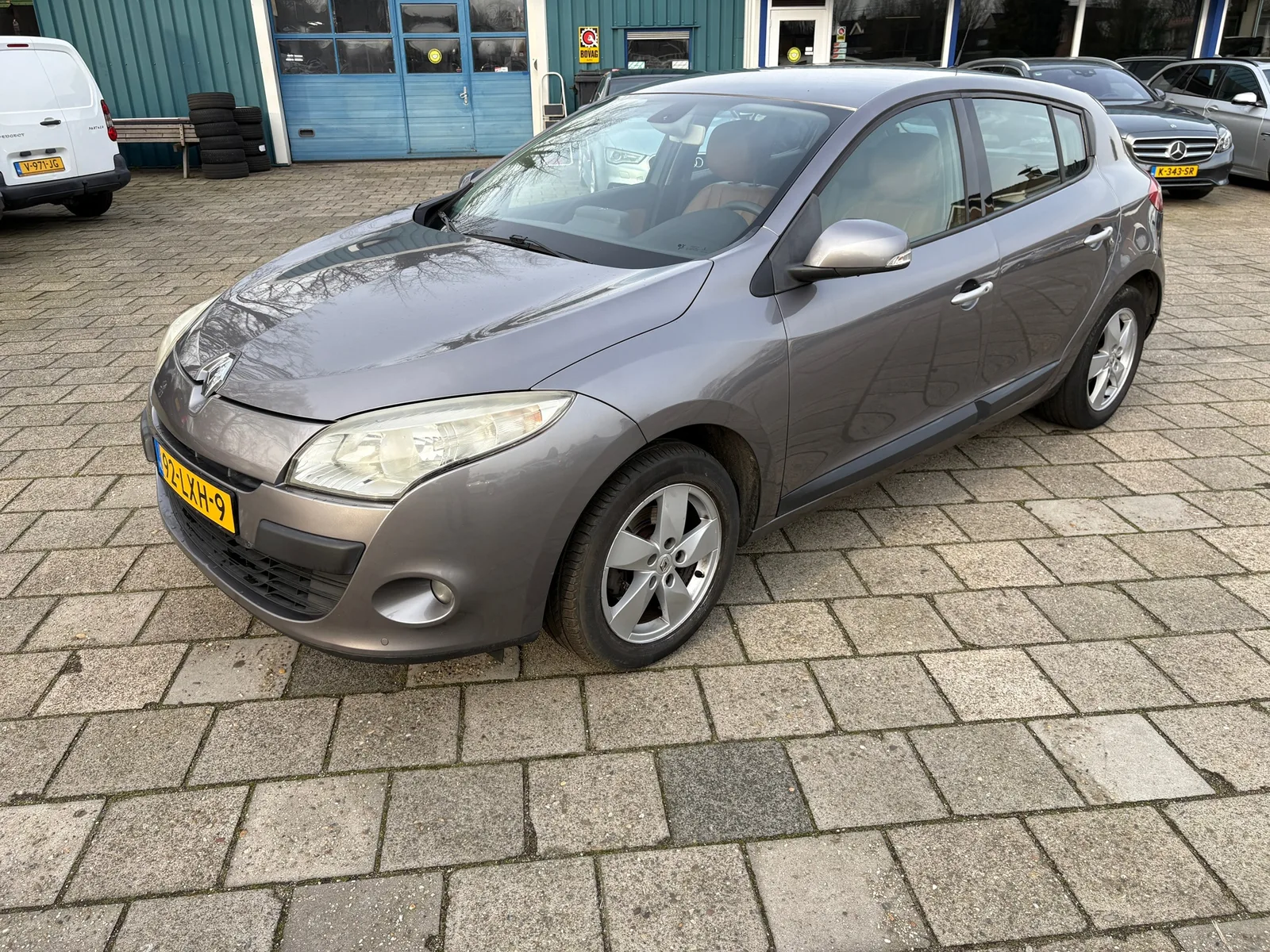 Renault Mégane (2010) — foto 1