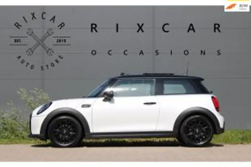 MINI Cooper (2024)