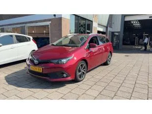 Toyota Auris (2019) — foto 1