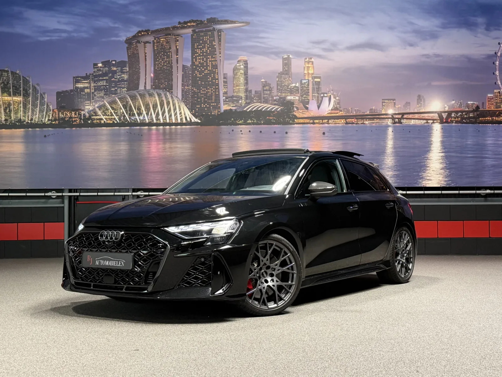 Audi RS3 (2024) — foto 1