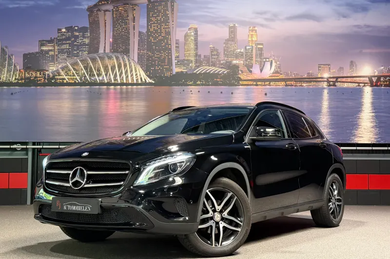 Mercedes-Benz GLA (2015)