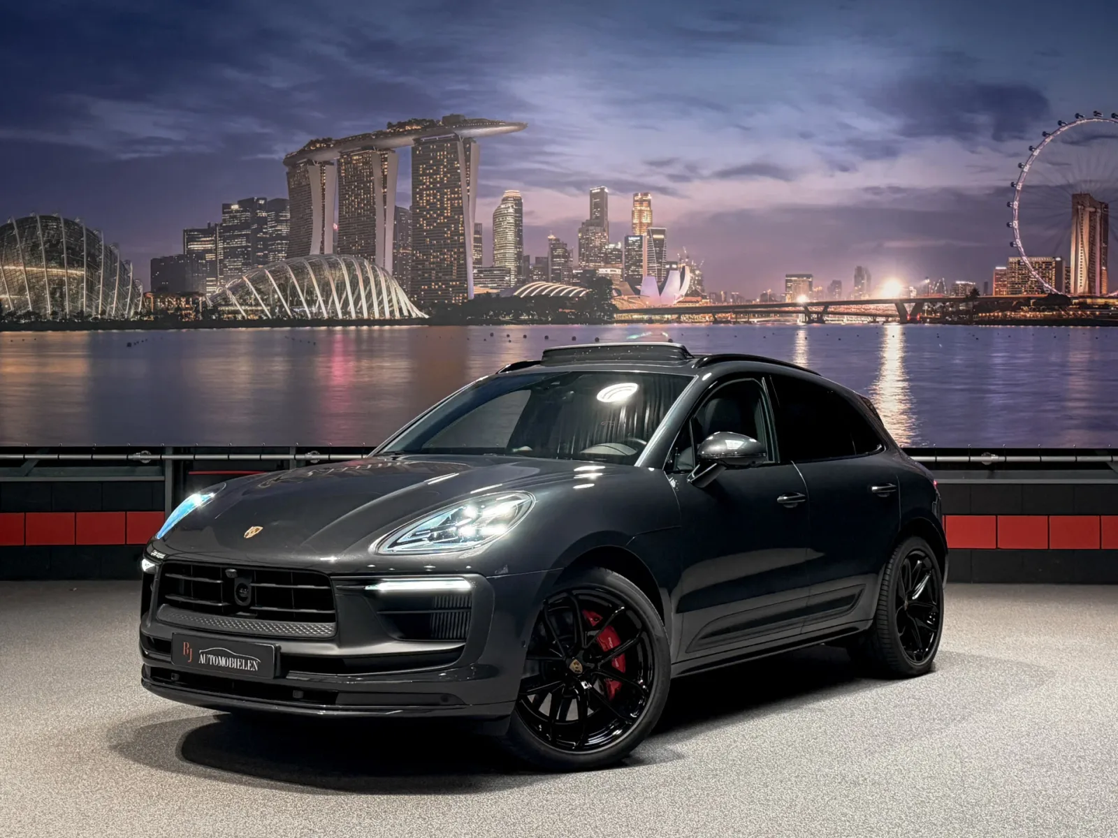 Porsche Macan (2021) — foto 1