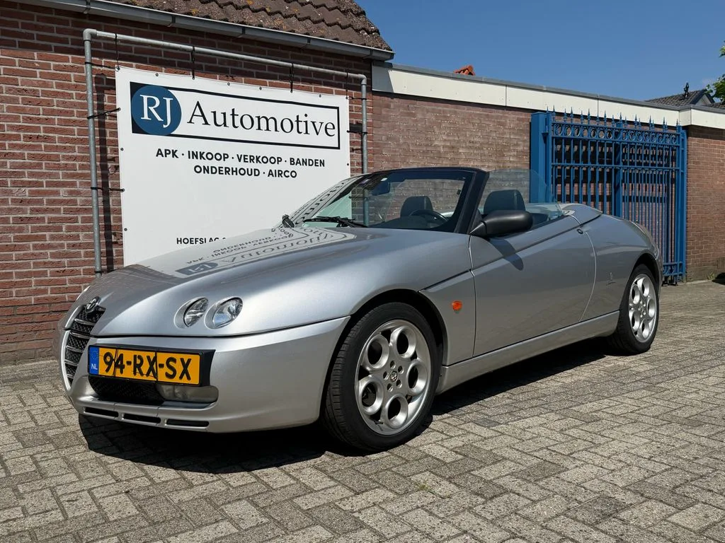 Alfa Romeo Spider (2005) — foto 1