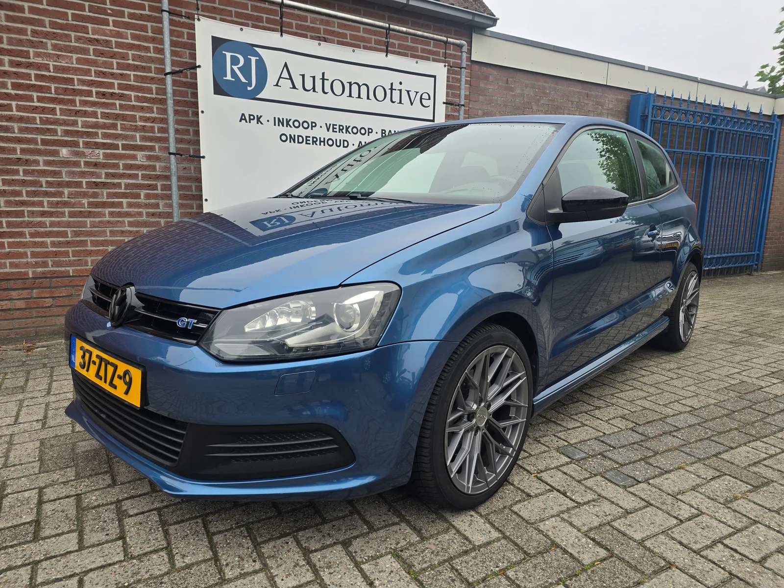 Volkswagen Polo (2013) — foto 1