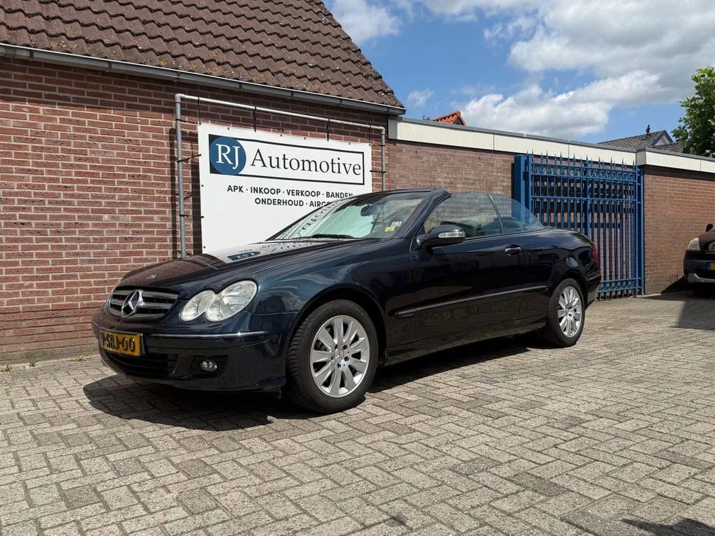Mercedes-Benz CLK-Klasse (2005) — foto 1