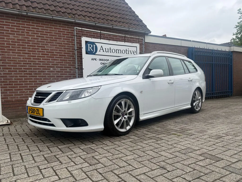 Saab 9-3 (2011) — foto 1