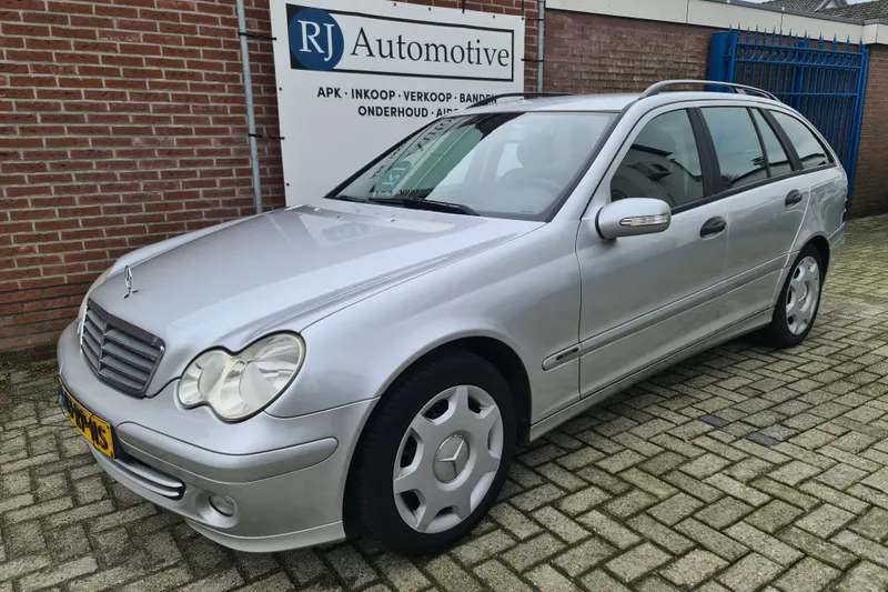 Mercedes-Benz C-Klasse (2005)