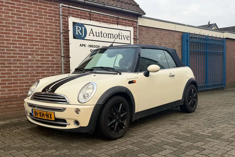 MINI Cooper (2007)