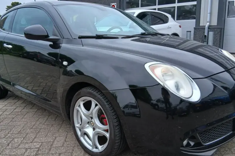 Alfa Romeo Mito (2011)