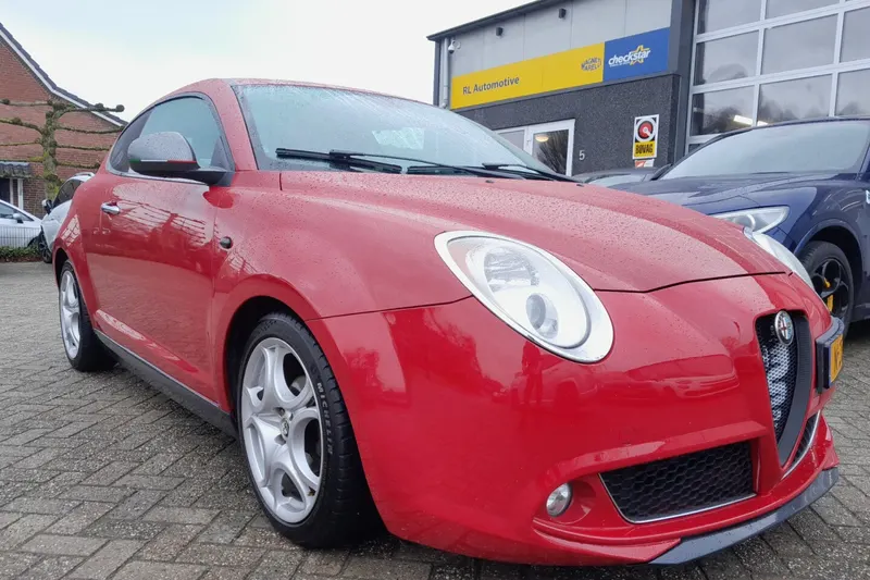 Alfa Romeo Mito (2010)